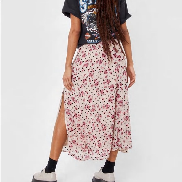 Nastygal Boom Shake the Room Slit Midi Skirt - Picture 2 of 5